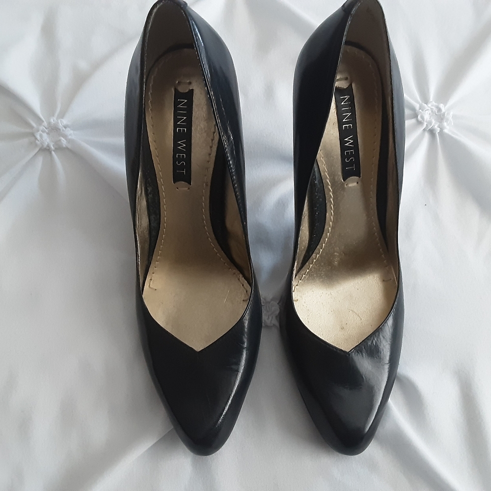 Nine West  dark blue heels